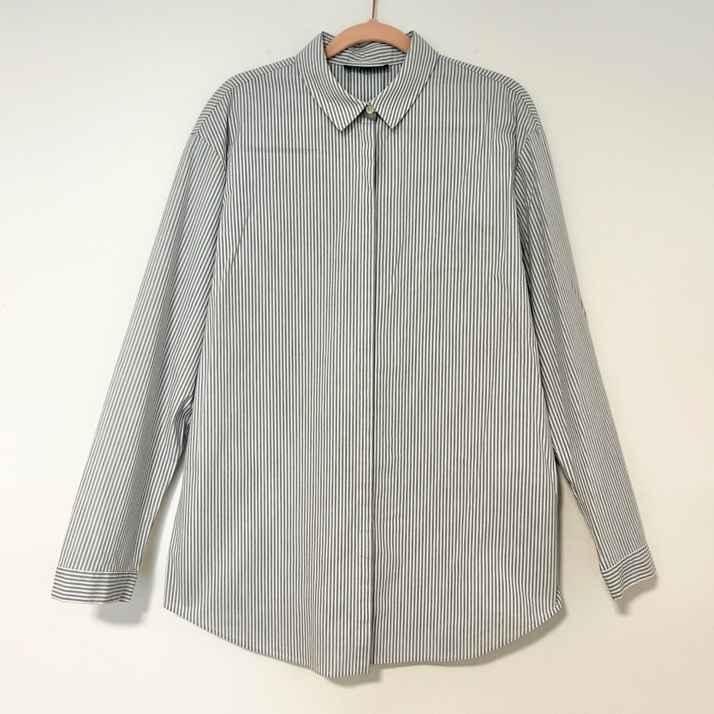 Lafayette 148 New York Blue White Striped Hidden Button Down Shirt Womens M flaw